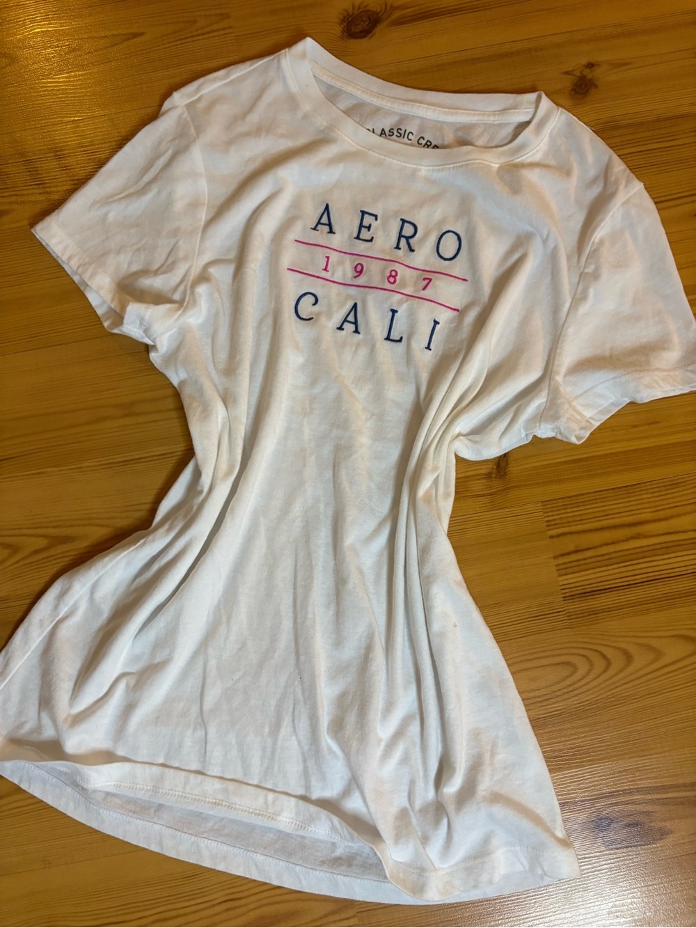Y2K Aeropostale White Graphic Tee